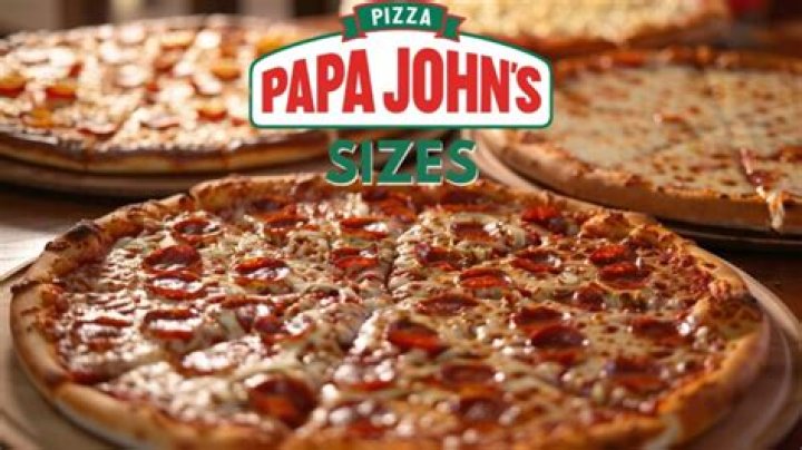 How many calories are in a medium Papa John’s Pizza?