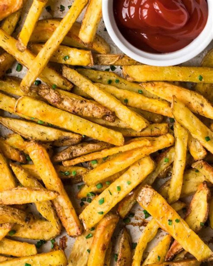 How many carbs are in a cup of homemade French fries?