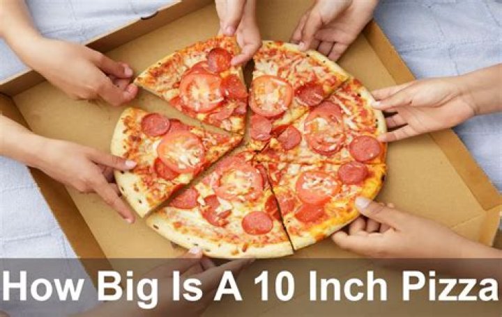 How many slices is a 10 inch Dominos pizza?