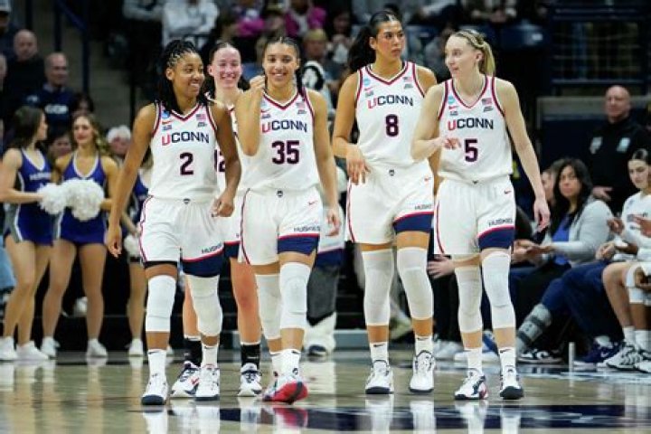 Is women's basketball court smaller?